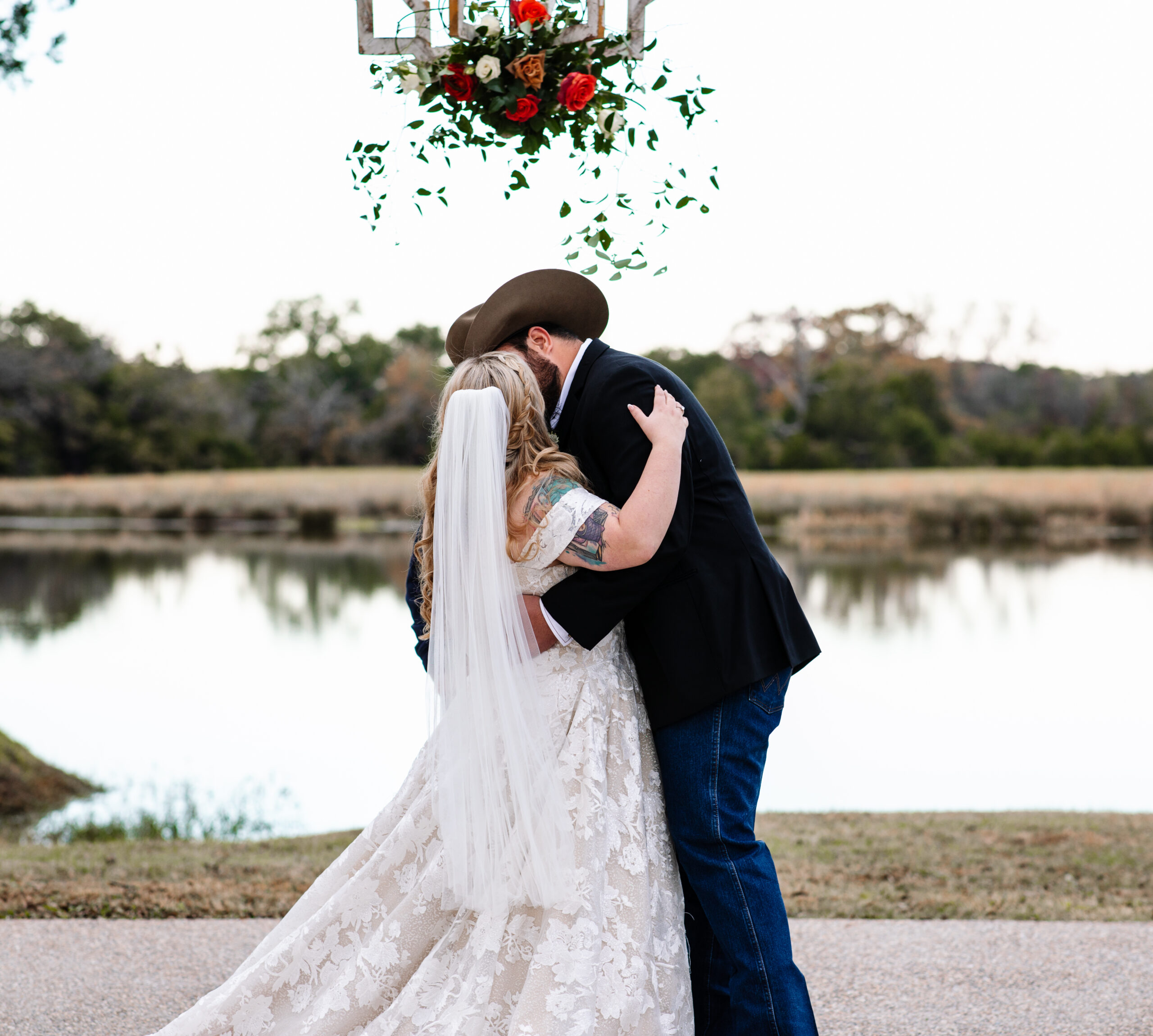 DFW wedding photographer, East Texas wedding photographer, DFW wedding photography packages, The Wildflower Event Venue, DFW wedding venues, first kiss