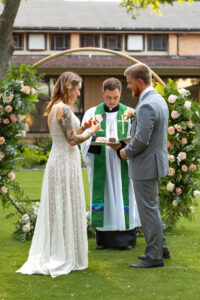 dallas-fort worth elopement photographer on the vine photography