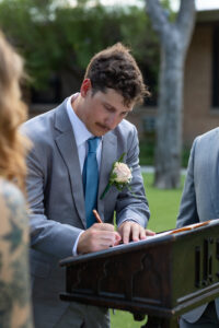 dallas elopement photographer on the vine photography